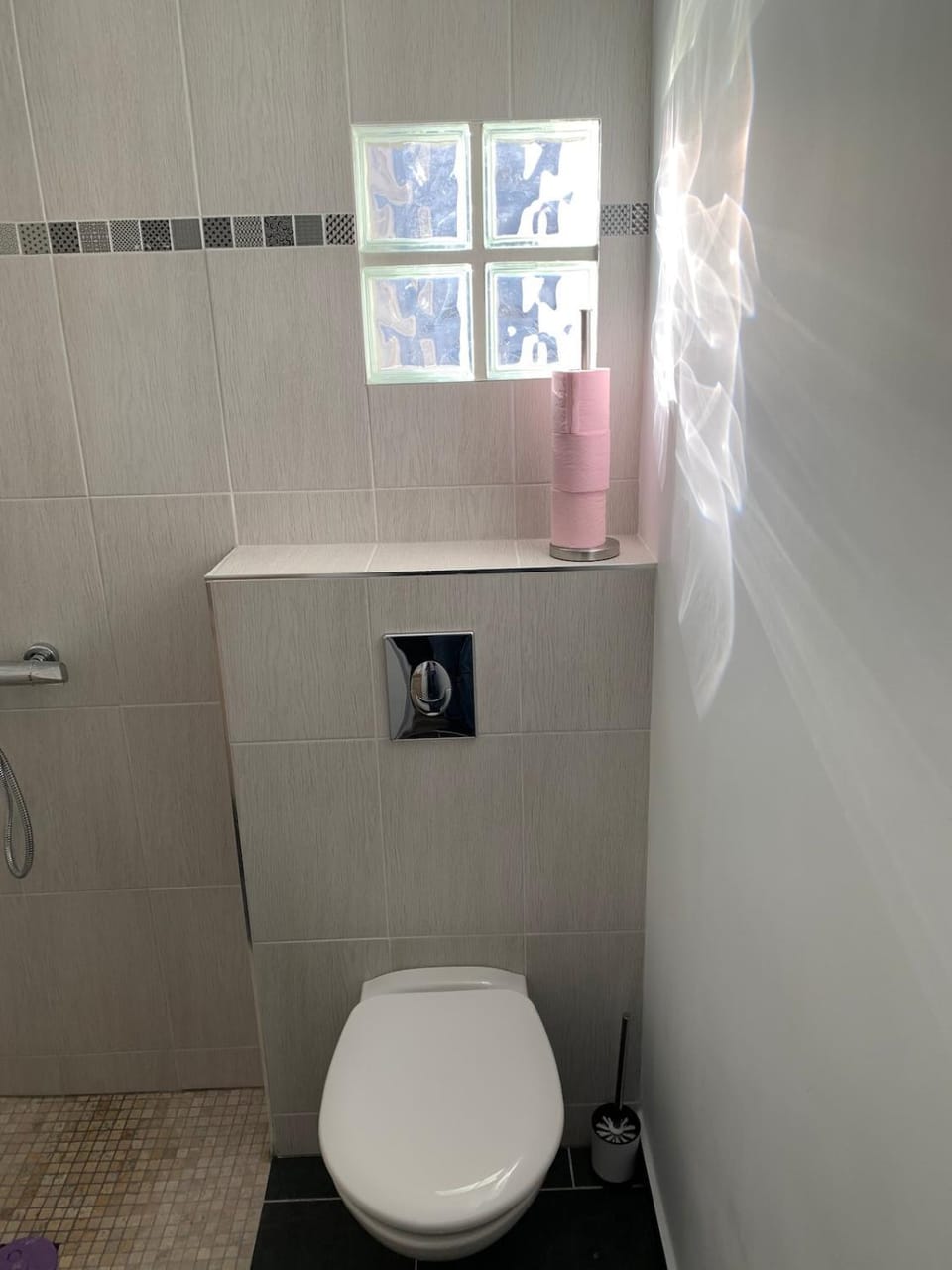 Studio lumineux proche de Paris Apartment in Île-de-France