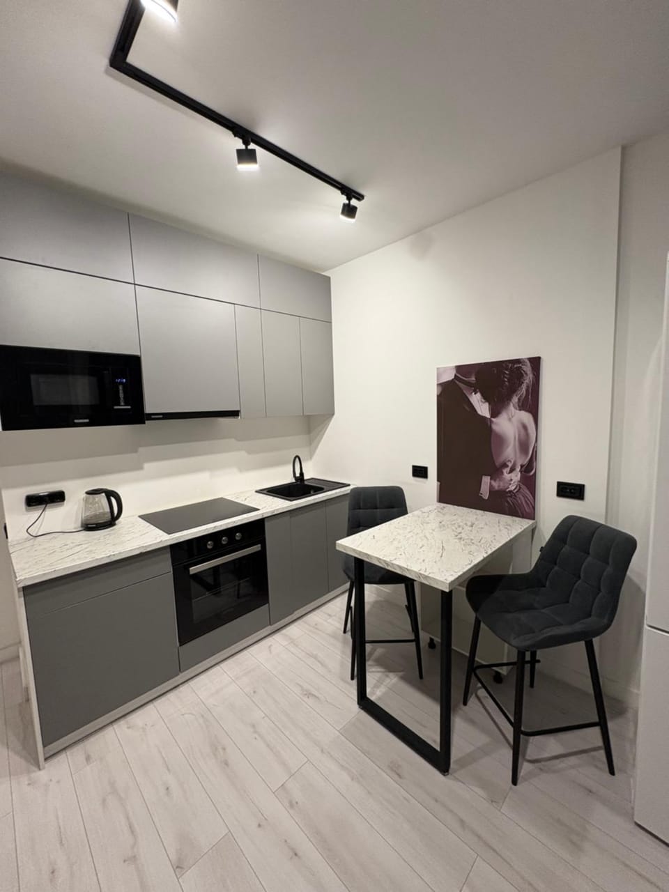 Однокомнатная квартира в элитном ЖК Alapark Apartment in Almaty