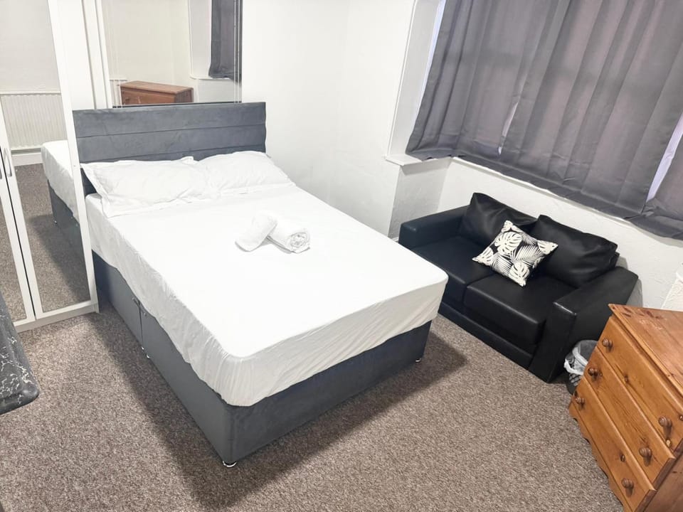 Serene Suite Rooms Bed and Breakfast in Southampton