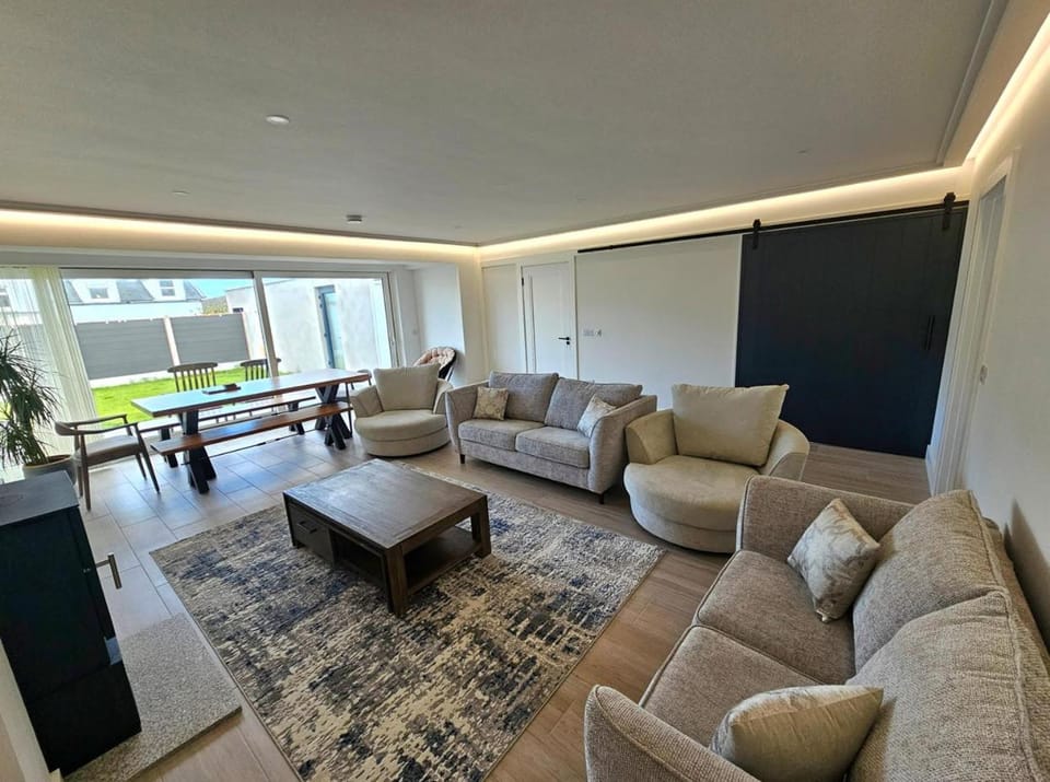 The Shed - Sea Side Sauna Retreat House in County Kerry