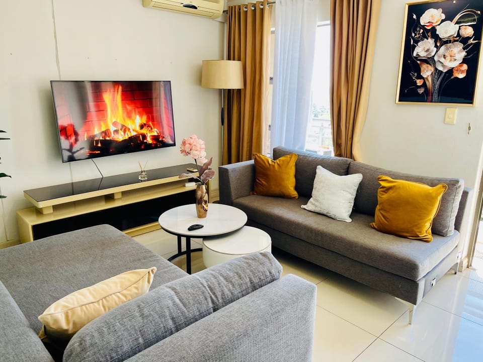 West Point Heart of Gold 2 Apartment in Sandton