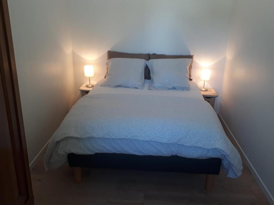 Gite cure thermale Jonzac House in Nouvelle-Aquitaine