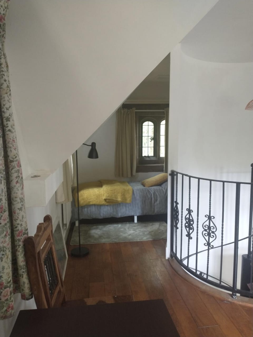 Quirky, romantic cottage with garden in Wye Valley House in Forest of Dean