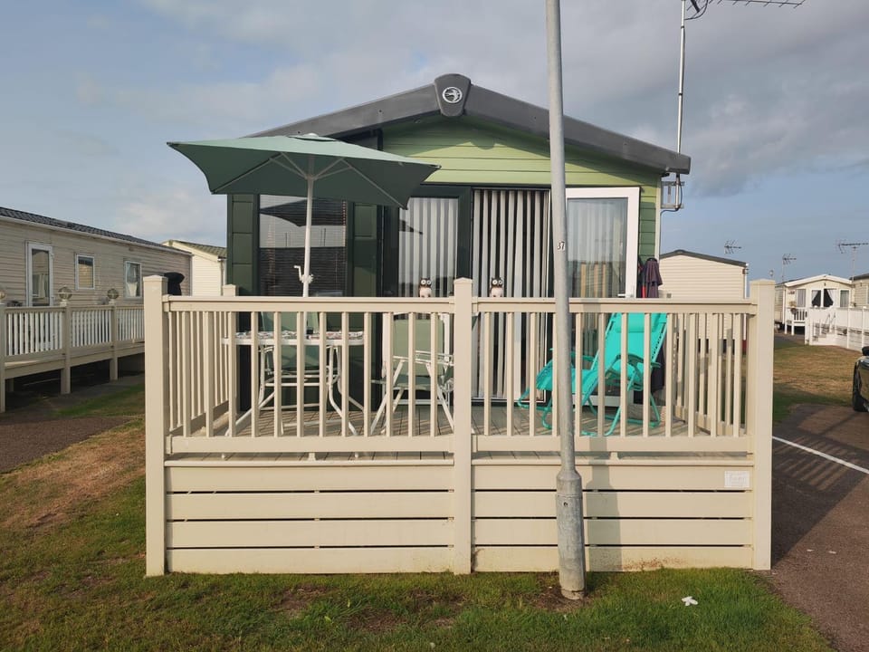 Green House Moselle Campground/ 
RV Resort in Tendring District