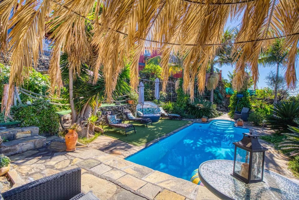 Garden, Garden, Balcony/Terrace, Garden view, Pool view, Swimming pool, Swimming pool, sunbed