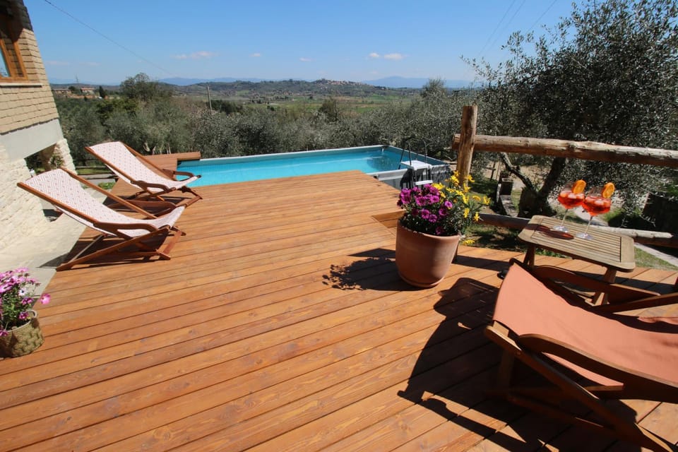 Pool view, Swimming pool, sunbed