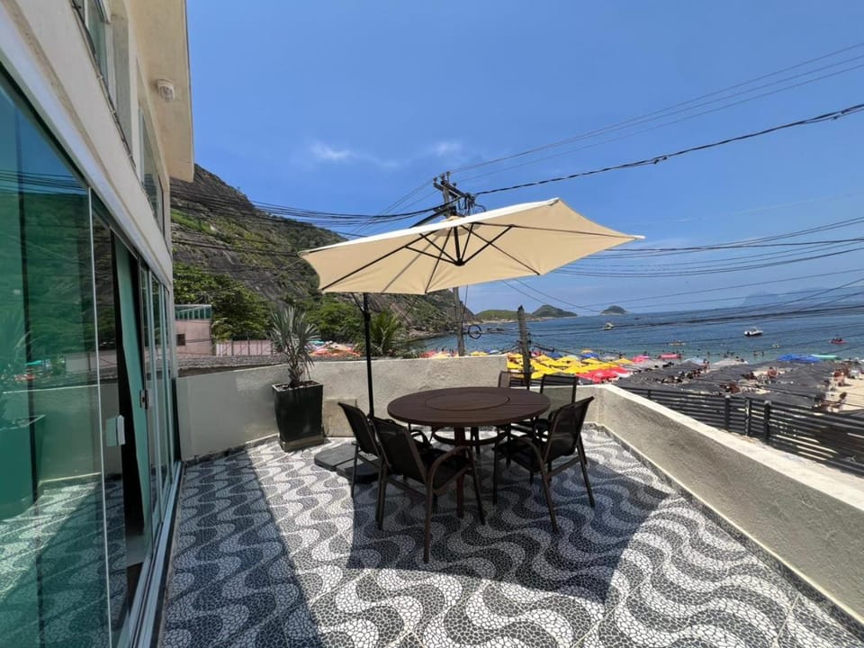 Aconchego Praia de Itaipu Pé na Areia em Vila Pescadores House in Niterói