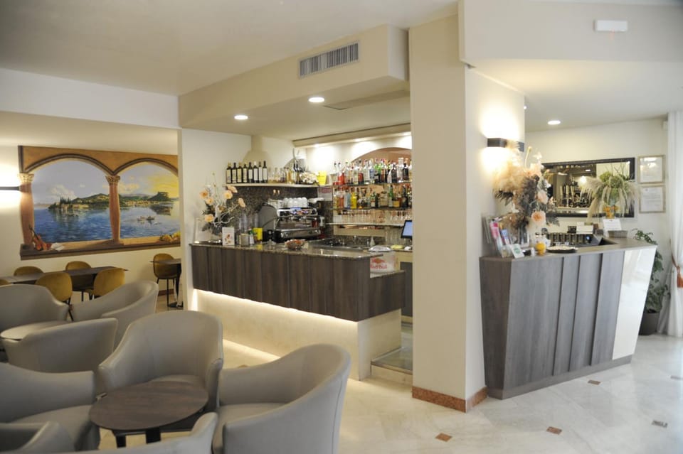 Lounge or bar