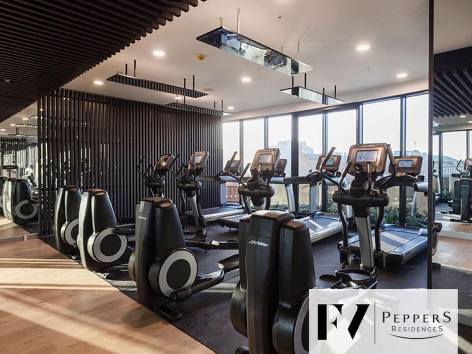 City Escape with Balcony & Resort-Style Amenities Apartment in Brisbane