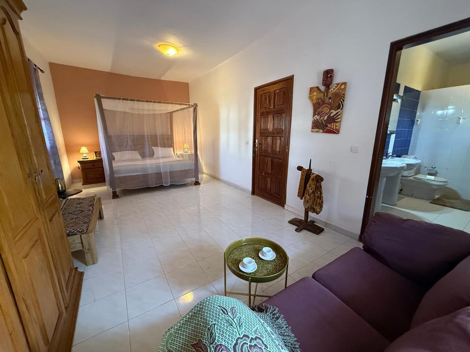 Bed, Seating area, Bedroom