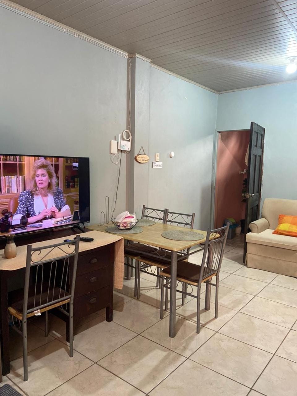 Communal lounge/ TV room, Dining area