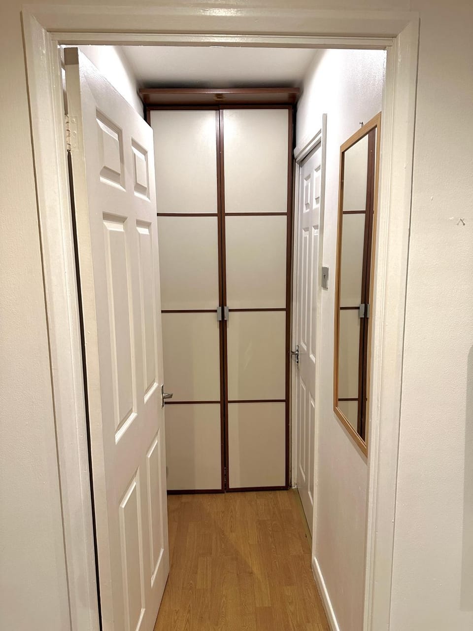 Nice flat with privet entrance Apartment in Edgware