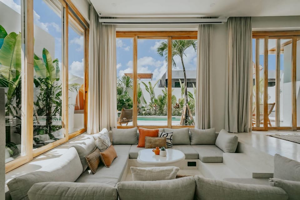 Patio, Living room, Seating area, Garden view