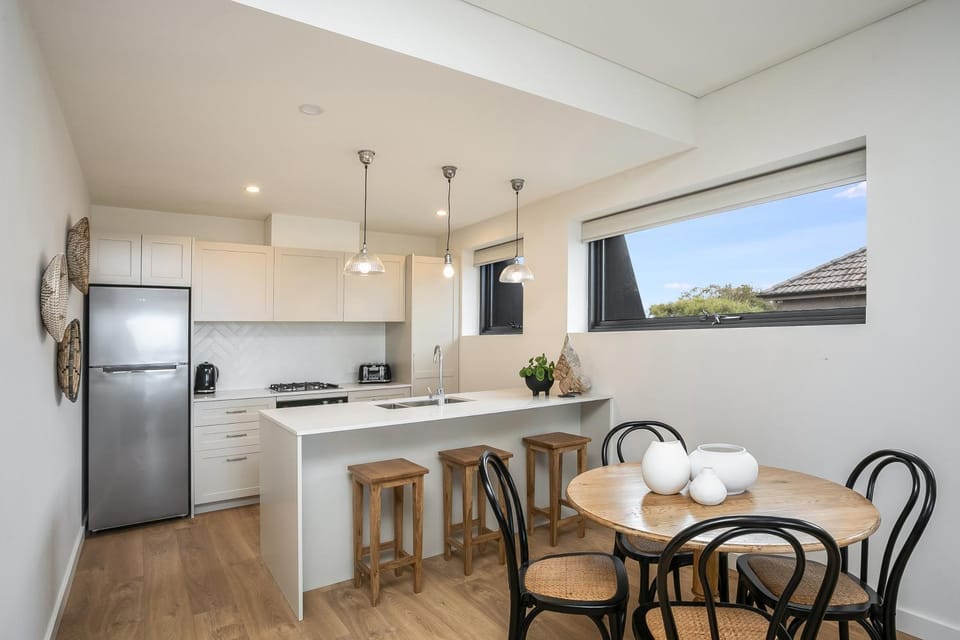 dishwasher, microwave, oven, stove, kitchen