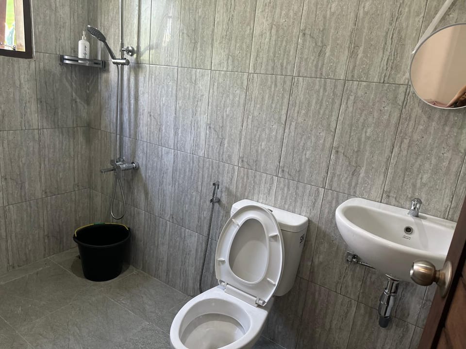 Toilet, Bathroom