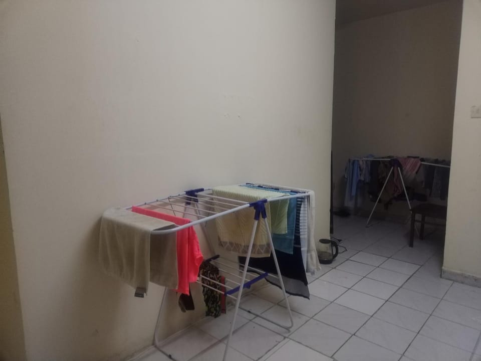 Muscat Tower Hostel in Al Sharjah