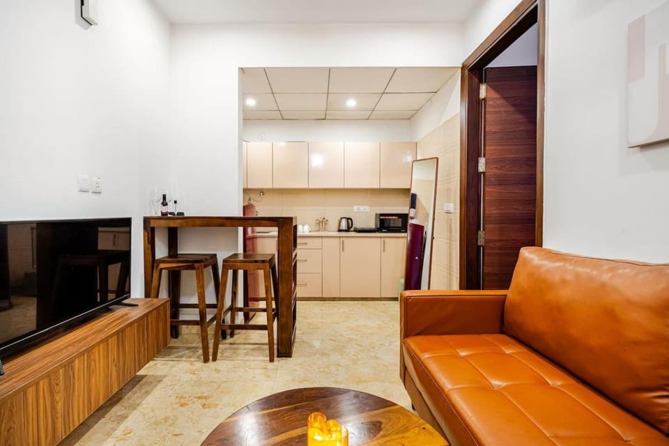 Liv Regalia Suites - Medanta Hospital, Sector 39, Gurgaon Hotel in Gurugram