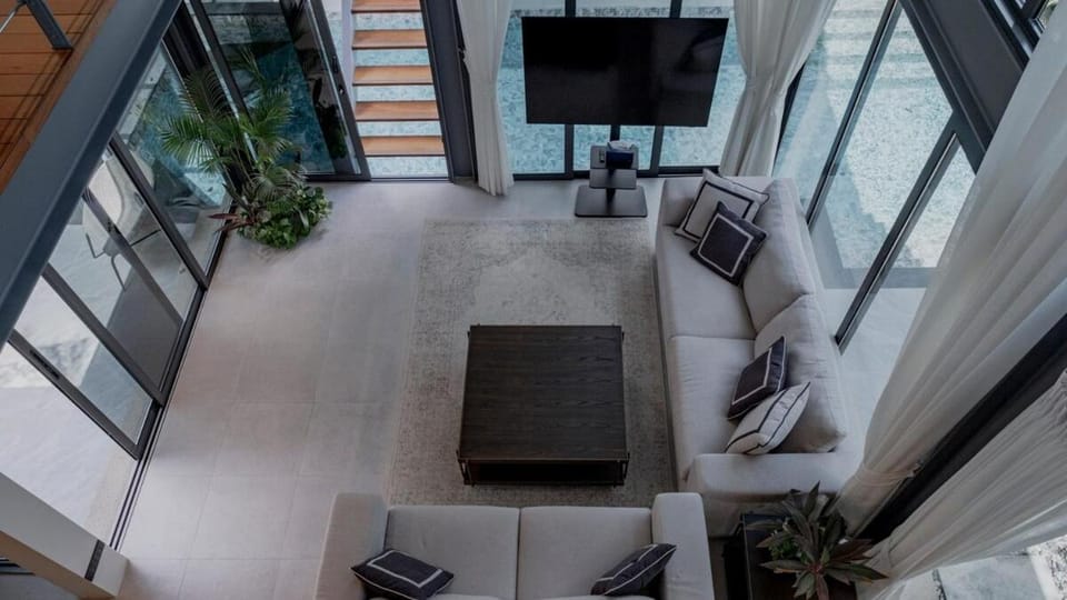 Communal lounge/ TV room, TV and multimedia, Living room, Seating area