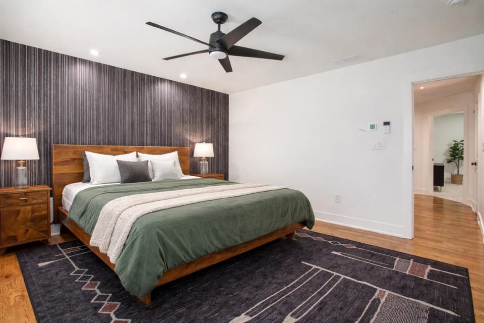 Bed, Bedroom