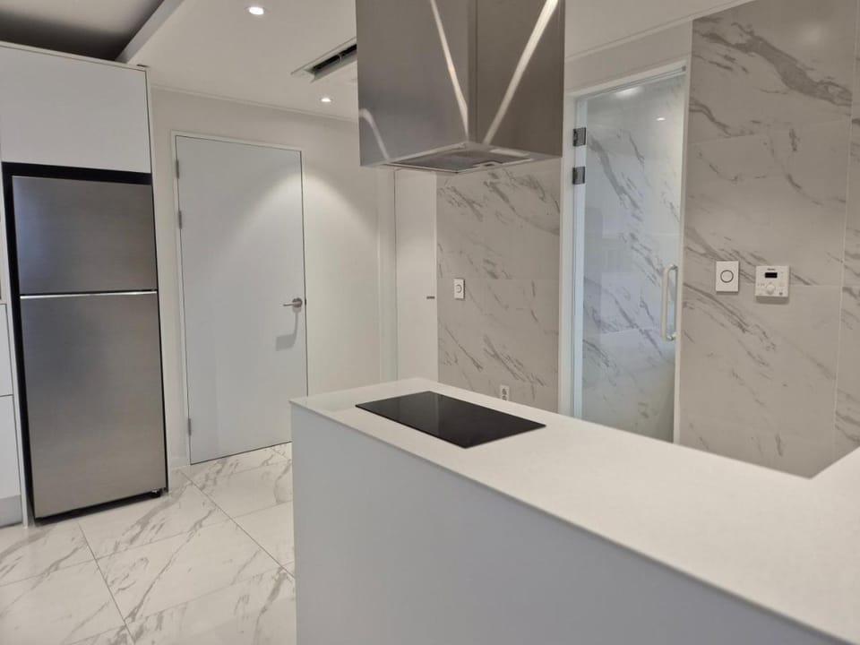 Shower, Bathroom, Kitchen or kitchenette