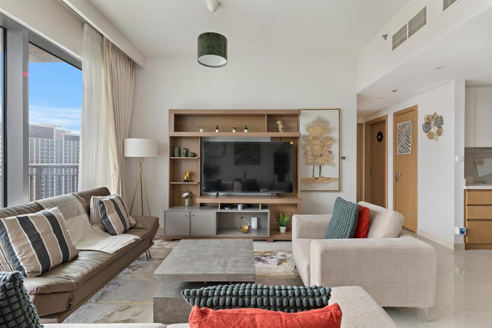 Communal lounge/ TV room, TV and multimedia, Living room, Seating area, Evening entertainment