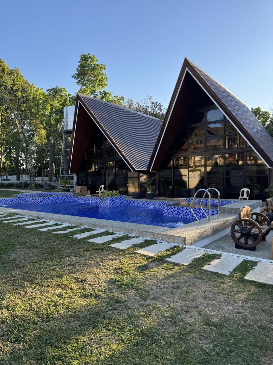 Pool view, Swimming pool