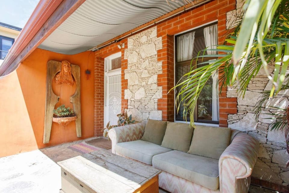 Character Home in Central Freo Pet Friendly House in Perth