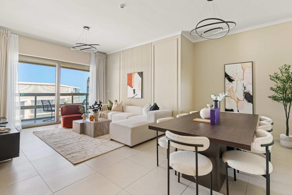 Living room, Dining area