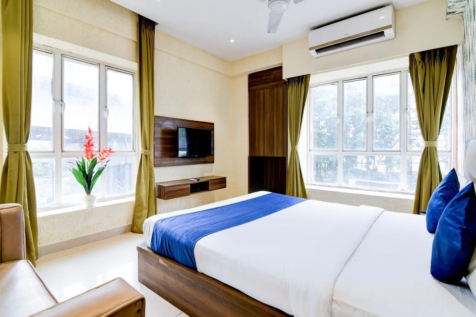 Bed, TV and multimedia, Bedroom, air conditioner