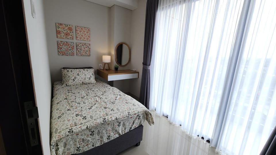 Merapi View - Gyanaa Room Palagan Apartment in Special Region of Yogyakarta