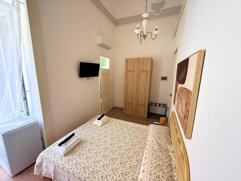 Bed, Bedroom, wardrobe