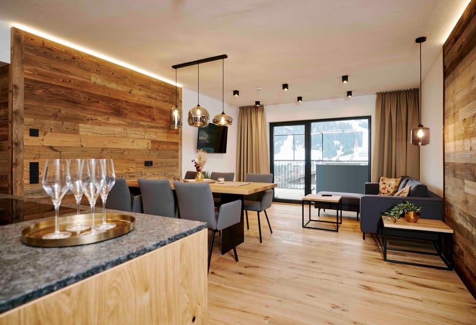 Living room, Dining area
