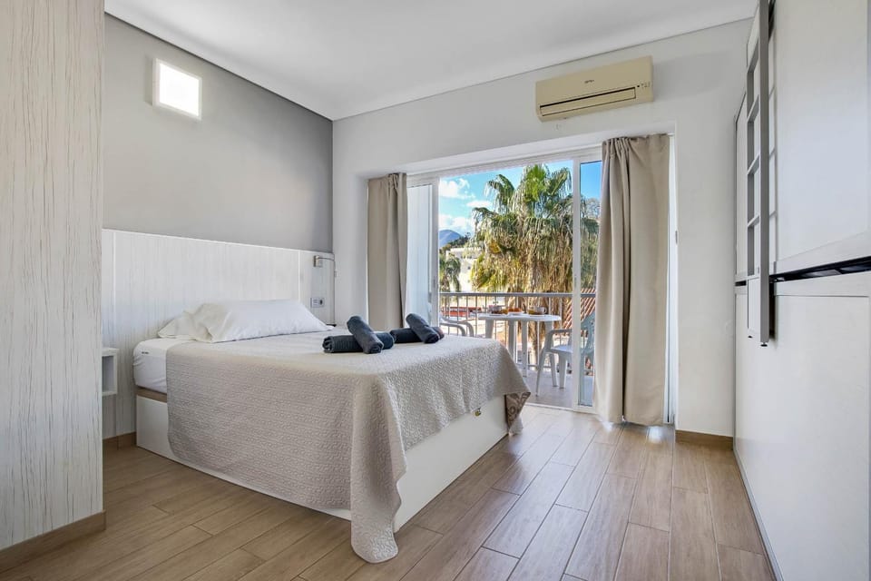 Carihuela Palace 419 By IVI Real Estate Apartment in Torremolinos