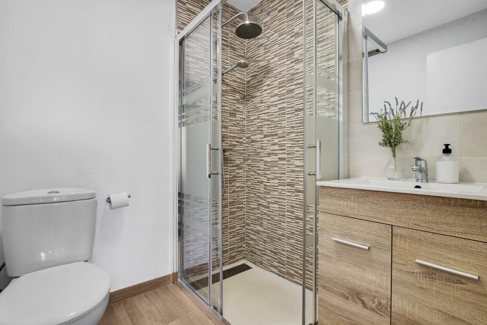 Carihuela Palace 419 By IVI Real Estate Apartment in Torremolinos