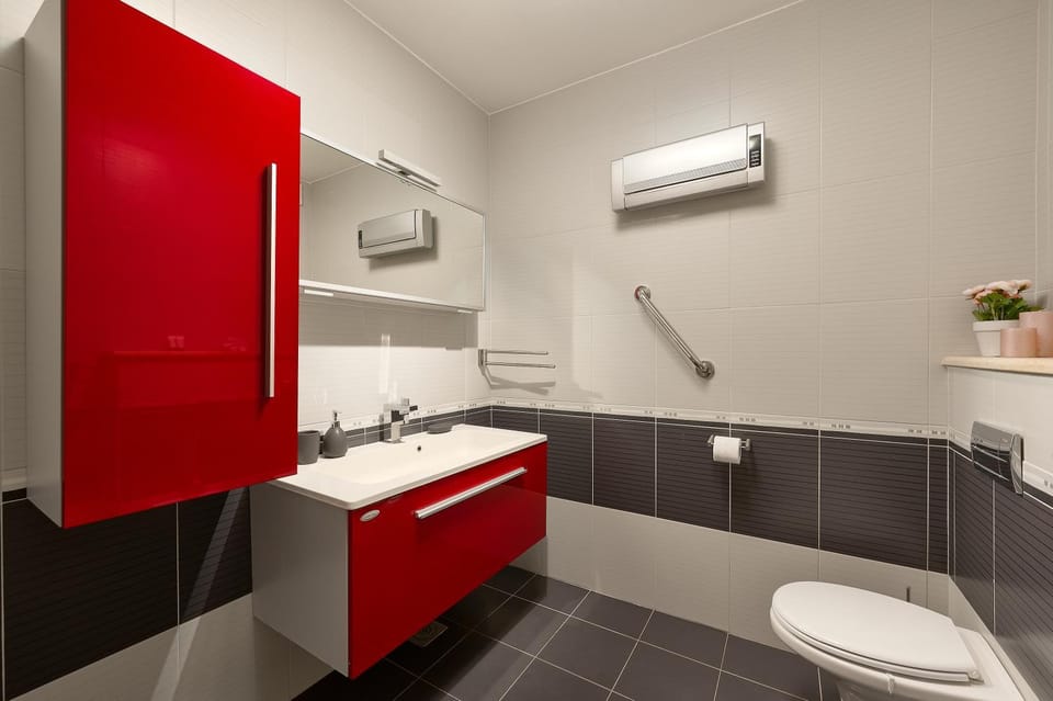 Toilet, Bathroom, Bath