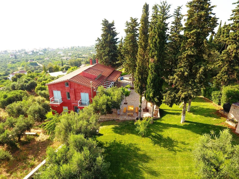 Property building, Garden, Garden view, Sea view