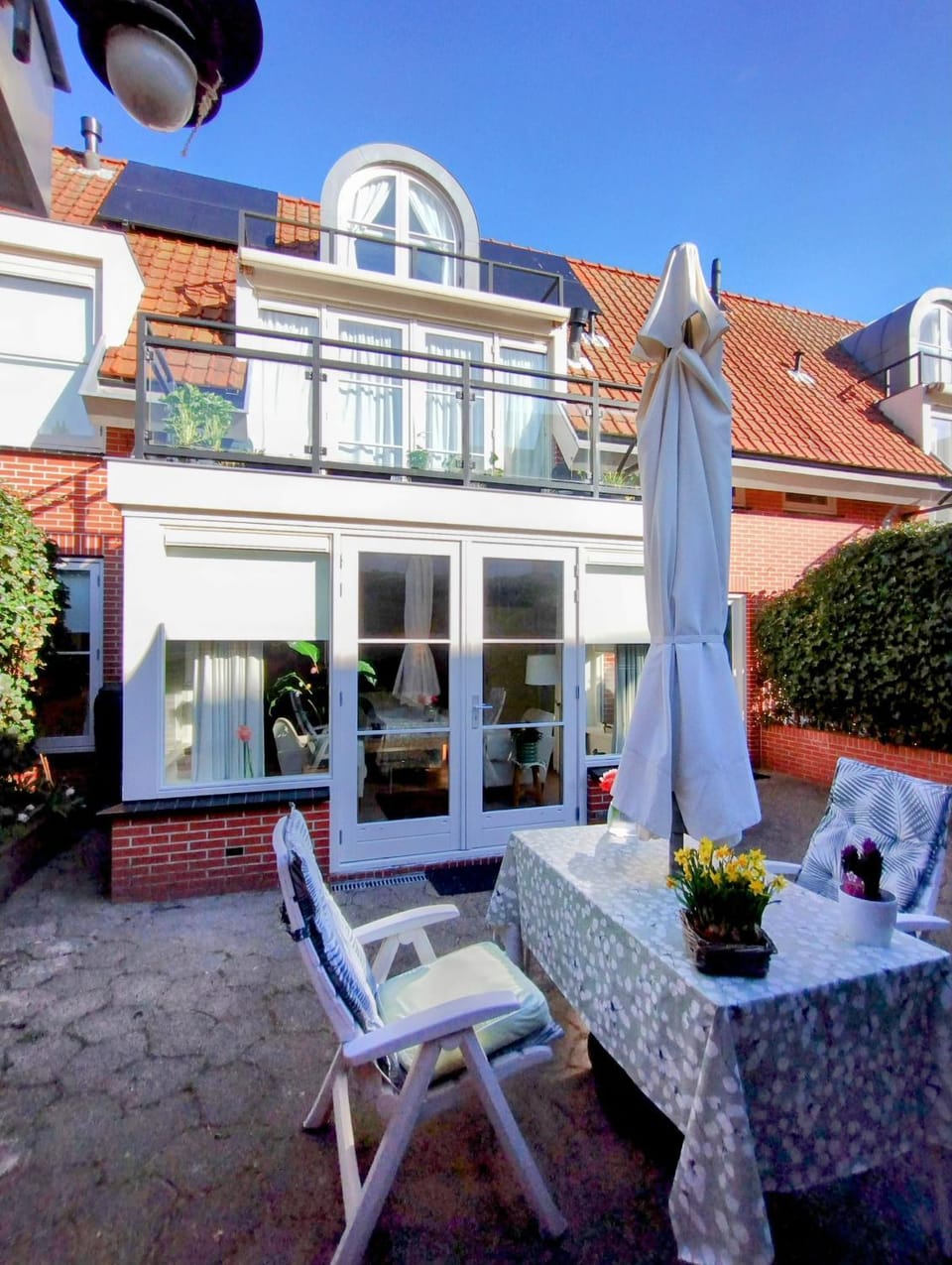 Property building, Patio