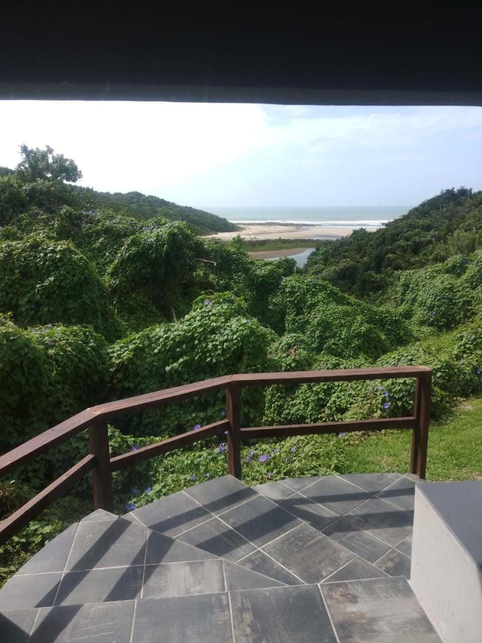 Palm Springs Holiday Beach Resort Campground/ 
RV Resort in Eastern Cape