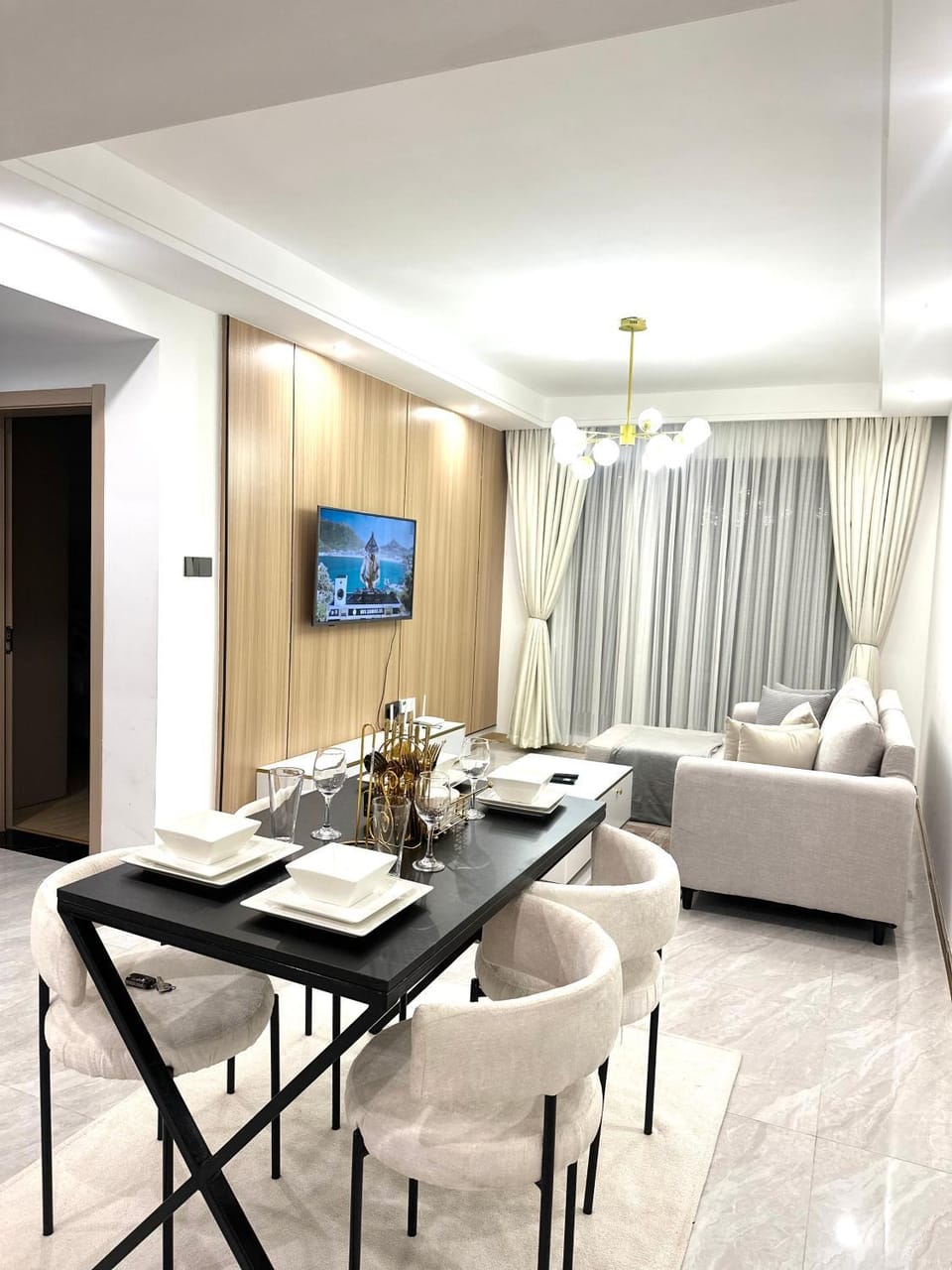 LESHWA COZY 1 bed indoor heated pool Apartment in Nairobi County