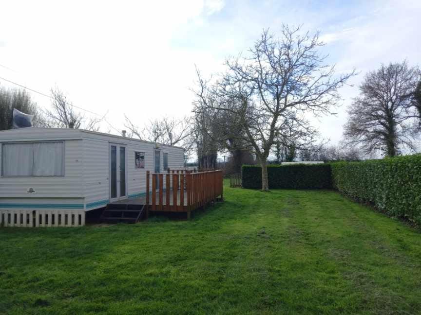 Mobil-home charmant à 10 minutes de la mer Campground/ 
RV Resort in Brittany