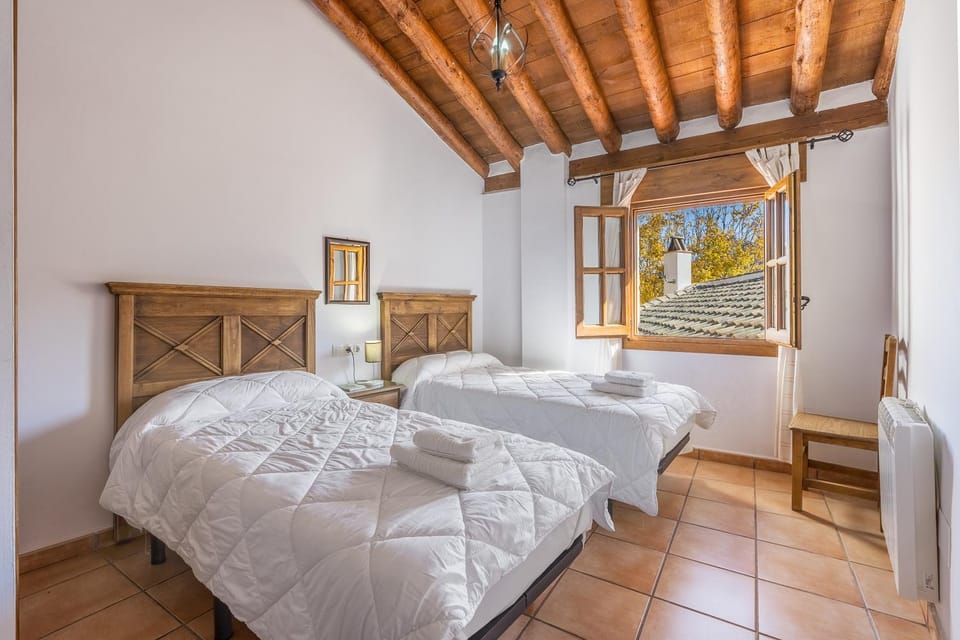 Property building, Living room, Bedroom
