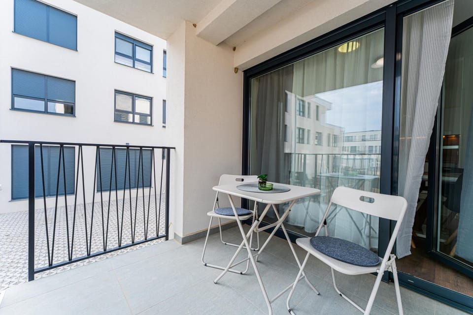 Property building, Patio, Day, View (from property/room), Balcony/Terrace, Balcony/Terrace