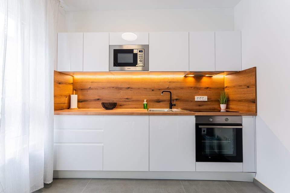 Kitchen or kitchenette, Decorative detail, oven, stove