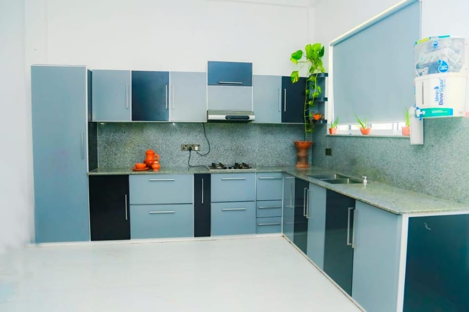 Kitchen or kitchenette, Kitchen or kitchenette