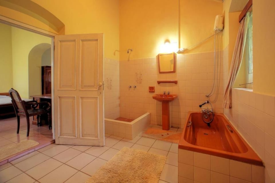 Panthiya Estate Bungalow Villa in Western Province