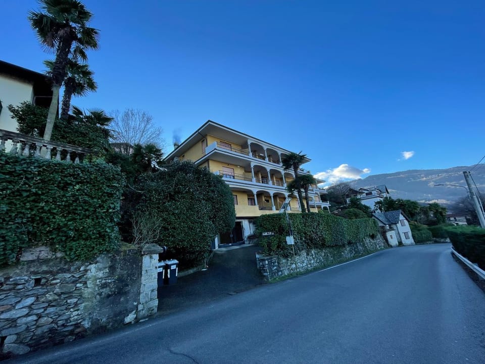 Property building, Street view