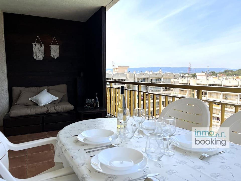 Salou Beach Apartment C92, climatizado y con piscina Apartment in Salou