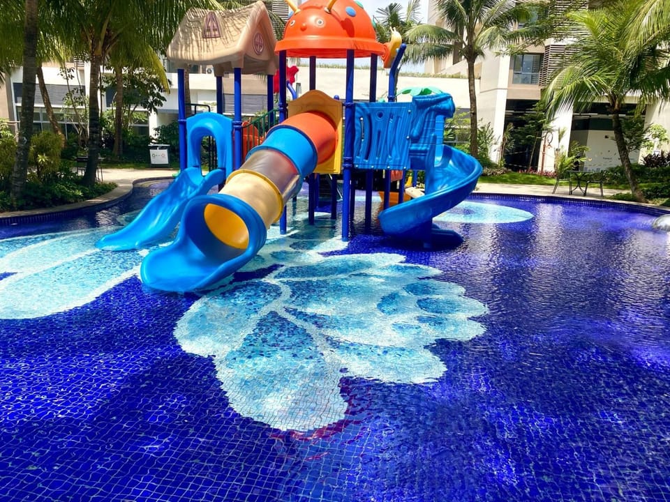Aqua park, Swimming pool, Swimming pool