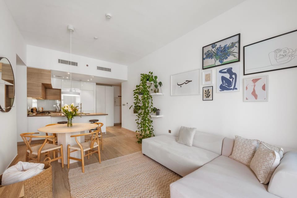 Living room, kitchen