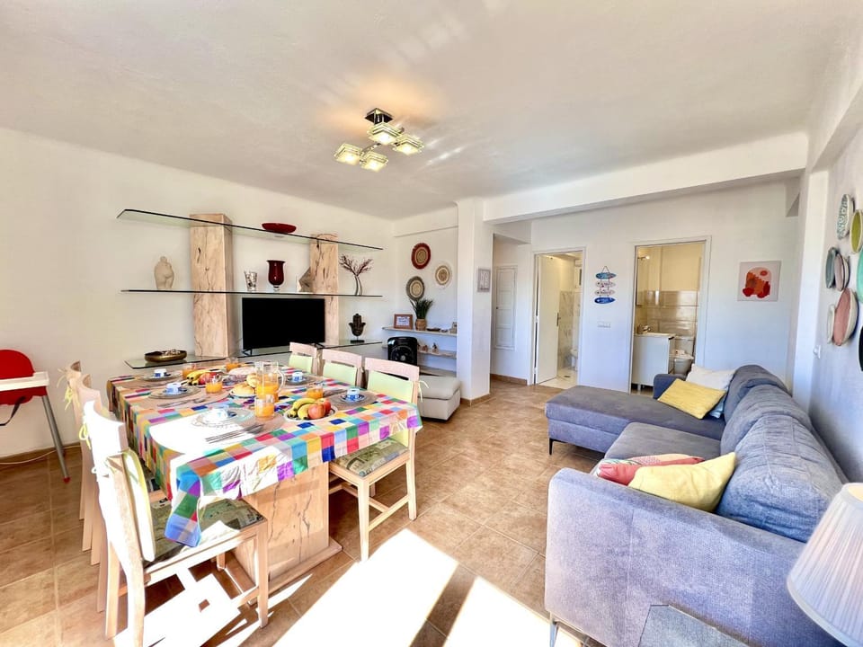 Communal lounge/ TV room, Living room